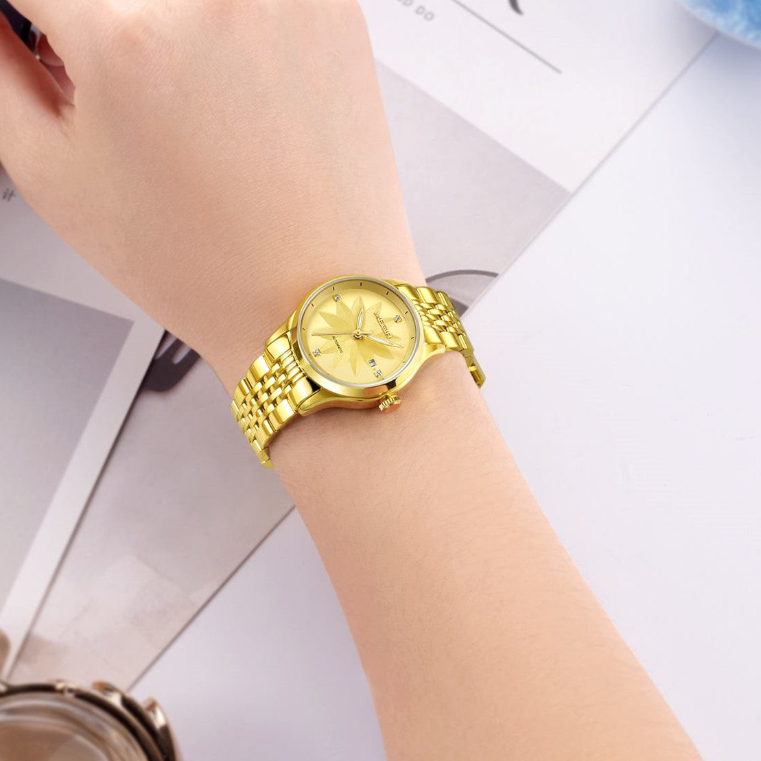 MEGIR Fashion Business Casual Watch for Women Sapphire Automatic Mechanical Wrist Watch Ladies Stainless Steel Female Date Clock 62061-2