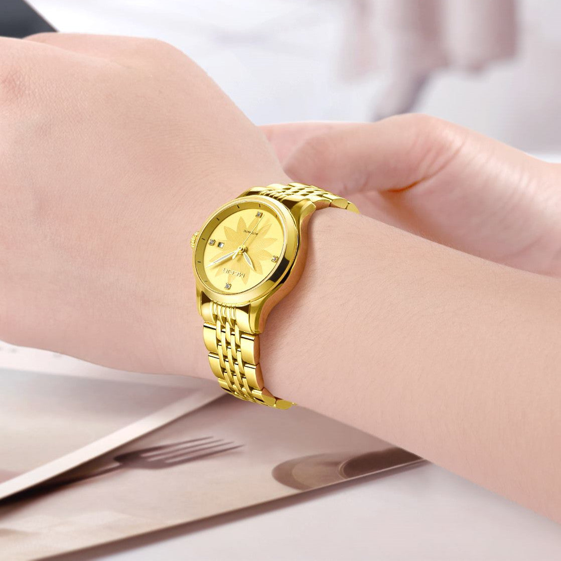 MEGIR Fashion Business Casual Watch for Women Sapphire Automatic Mechanical Wrist Watch Ladies Stainless Steel Female Date Clock 62061-3