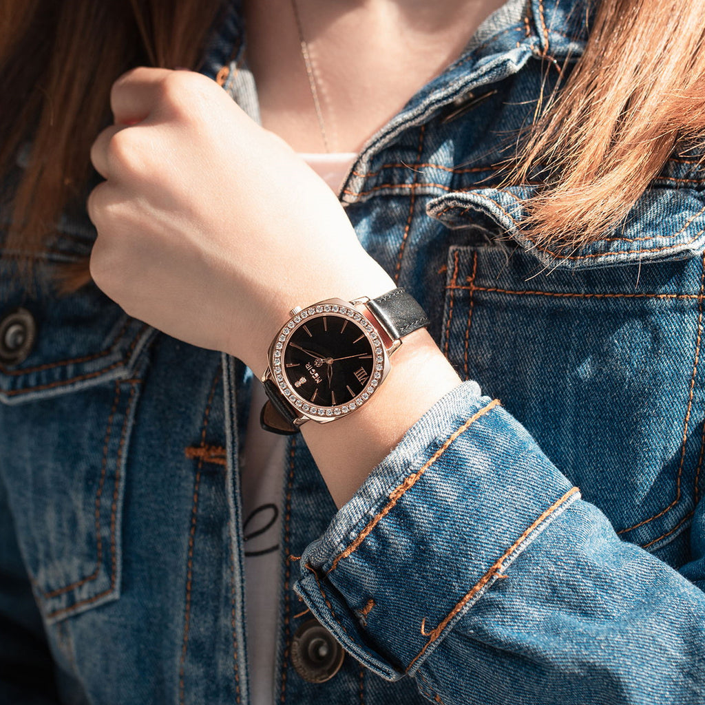 MEGIR Fashion Women Watch Luxury Diamond Leather Ladies Bracelet Watch Female Quartz Wristwatches Dress Clock Relogio Feminino 7029