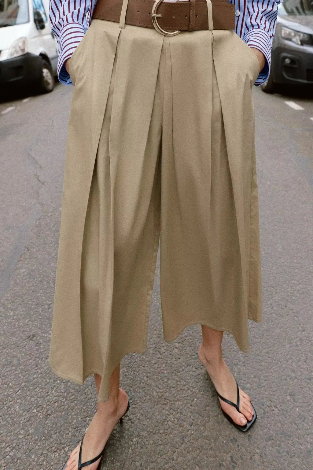 Women's  Spring Wide-Leg Shorts with Belt
