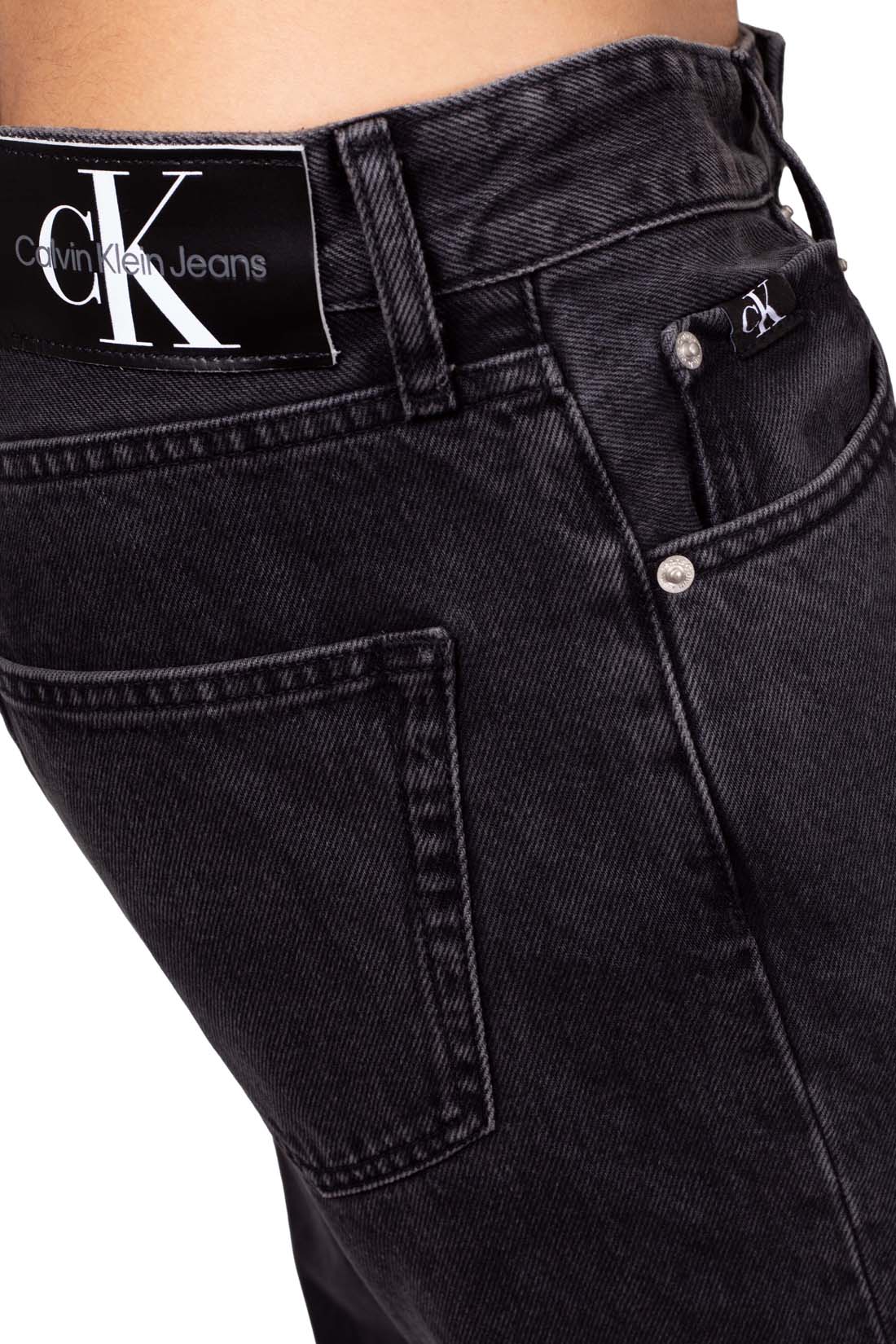 CALVIN KLEIN JEANS - Men's Authentic Dad jeans-4